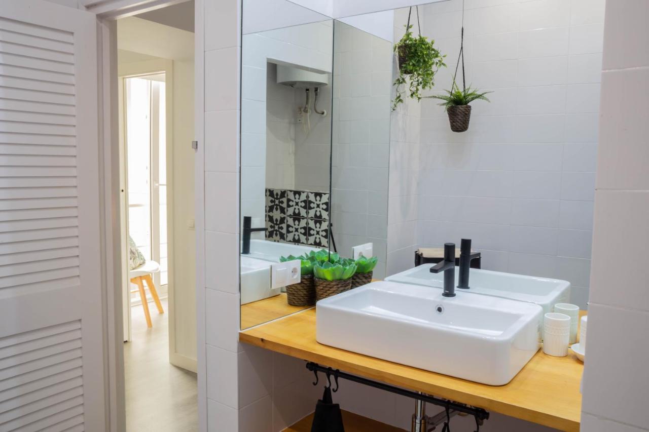 Behouse Santa Cruz Apartment Sevilla